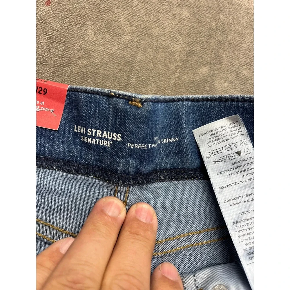 Levi Strauss Signature levi strauss